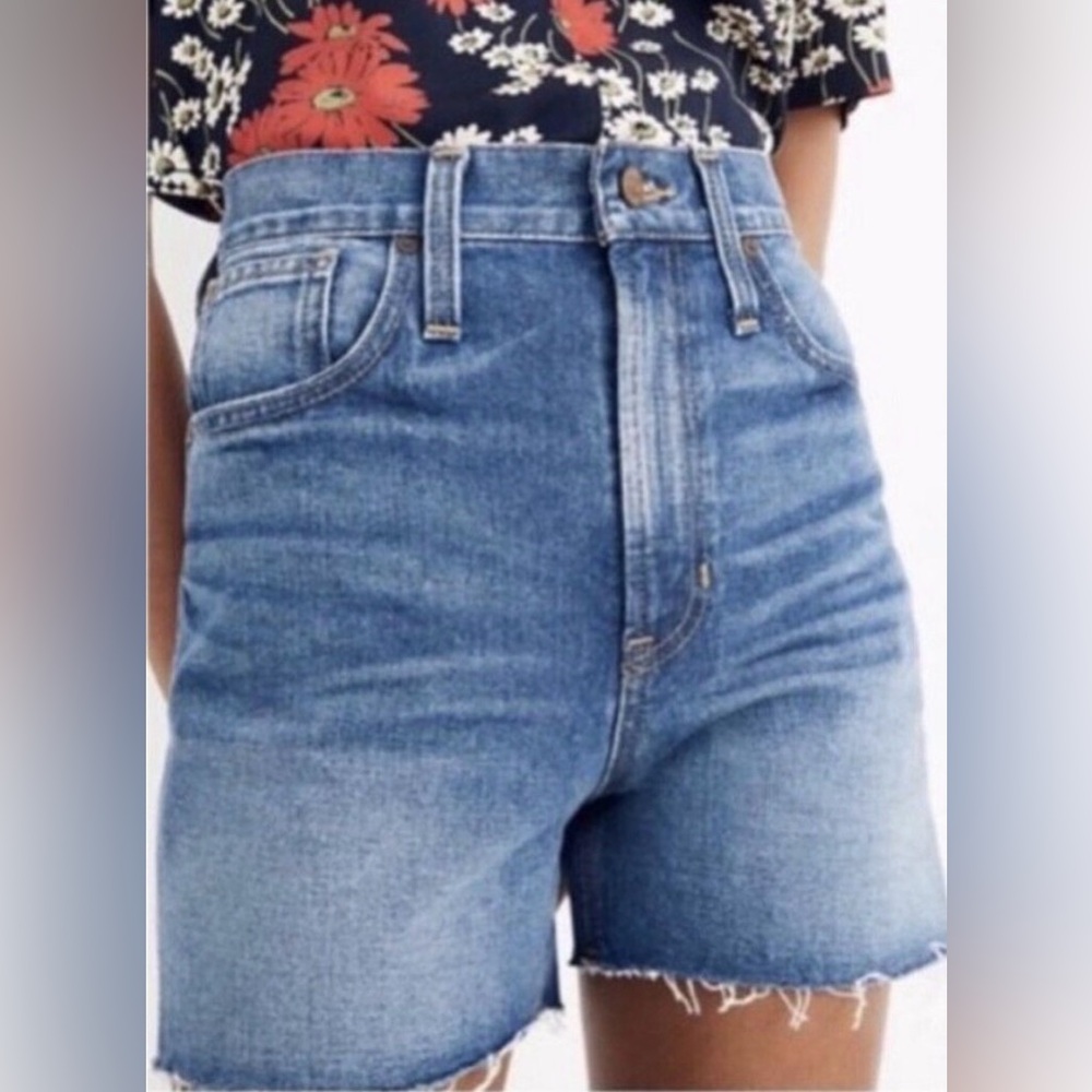 Madewell High-Rise Medium Blue Denim Shorts‎